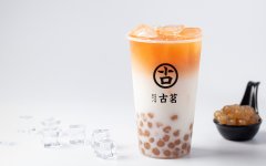 瑞幸咖啡咖啡咖啡连锁店新品-代表爱与正义的月光少女茶 is coming